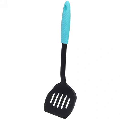 Лопатка кухонная пластиковая с прорезями Гурман полукруглая_3