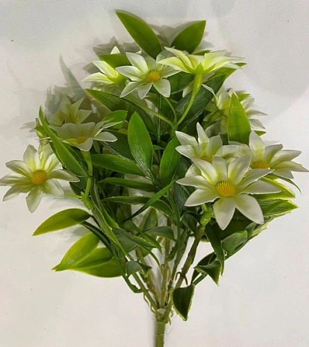 Искусственные цветы "Волшебство лета" 32см Космея 15 цветков белые